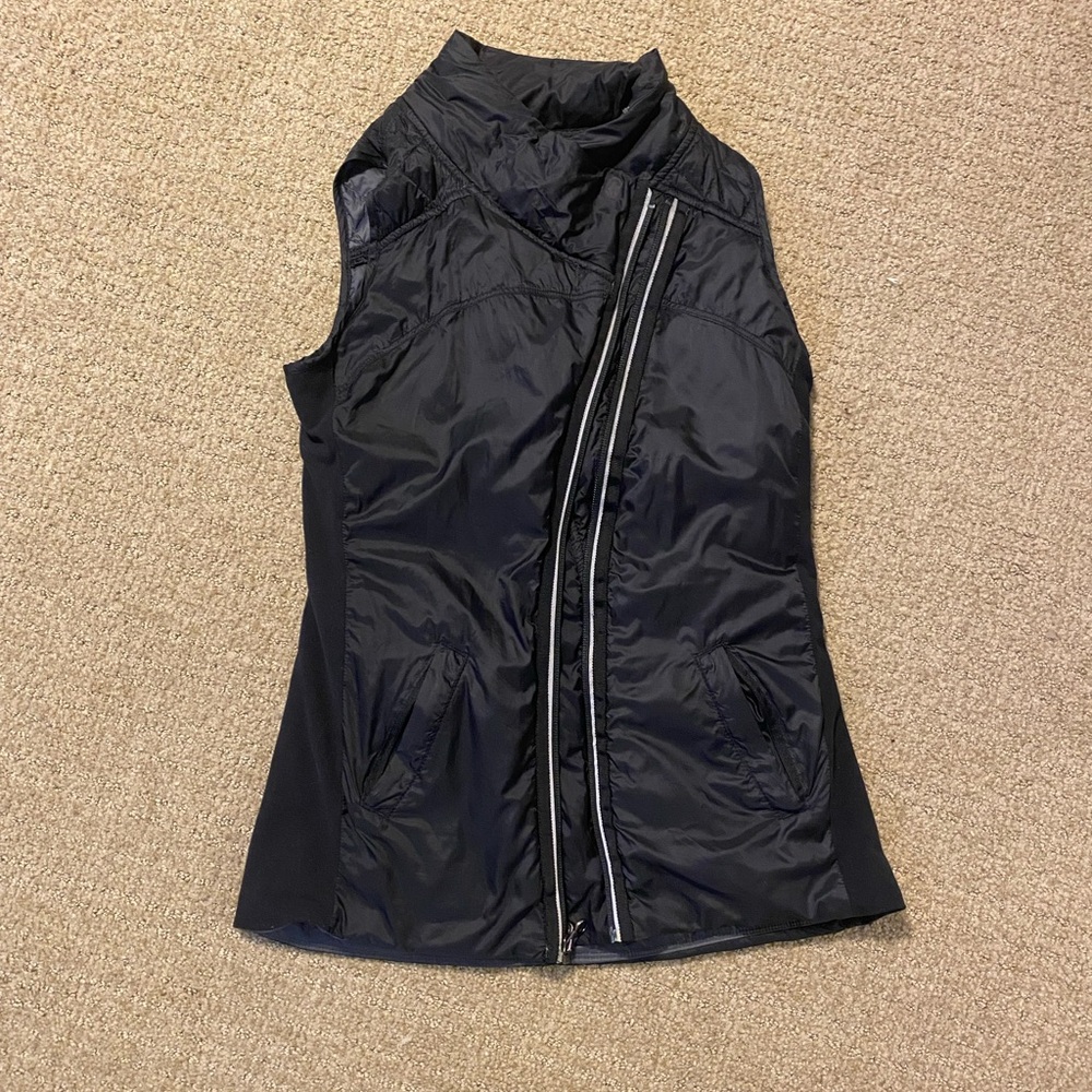 Lululemon Reversible down vest